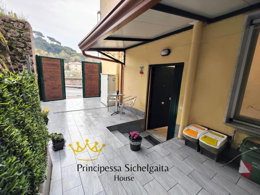 Principessa Sichelgaita House Villa Salerno Buitenkant foto